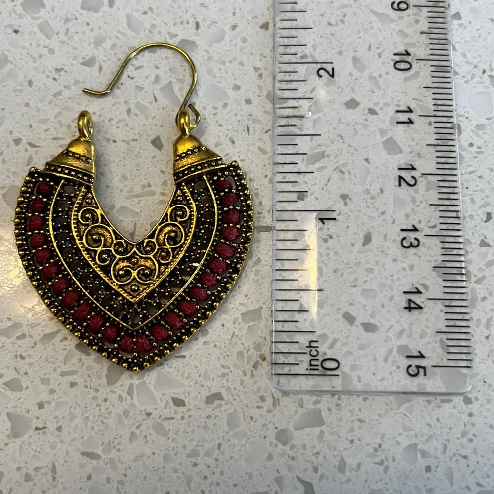 Elegant‎ Gold and Red braided Arabic style Hoop Earrings